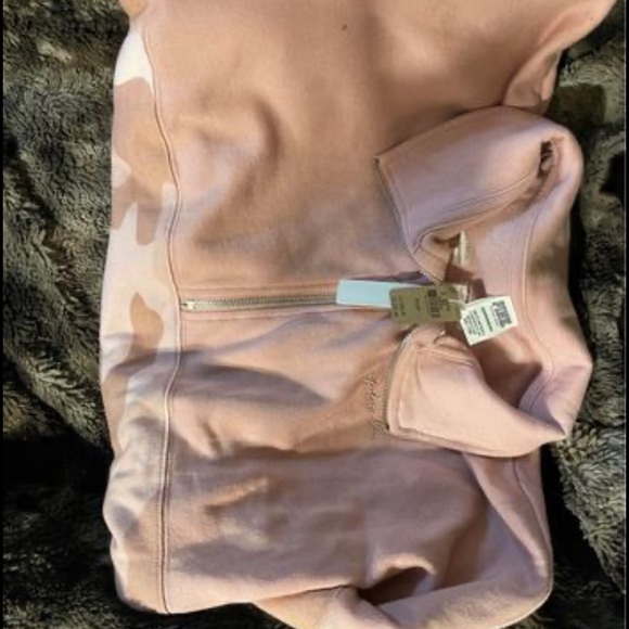 Pink pullover - Picture 2 of 3